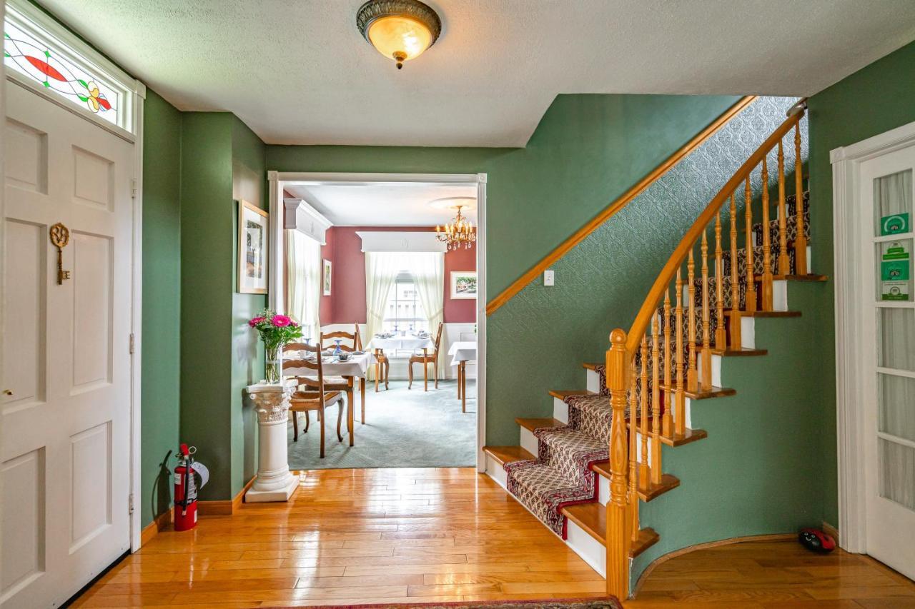 Abacot Hall Bed & Breakfast Niagara-on-the-Lake Exterior foto