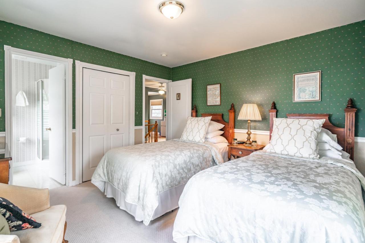 Abacot Hall Bed & Breakfast Niagara-on-the-Lake Exterior foto